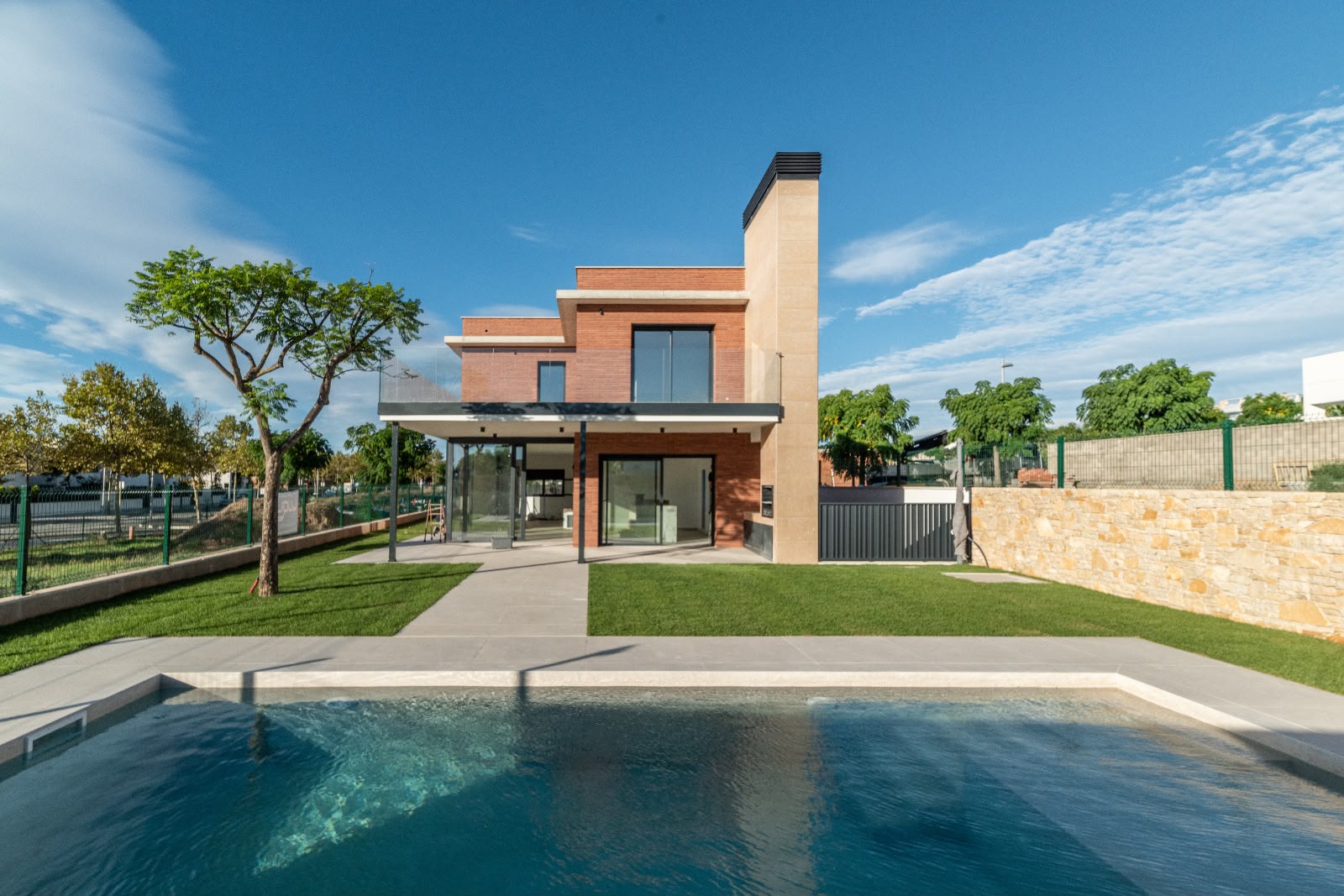 CHALET UNIFAMILIAR · Vinyols i els Arcs